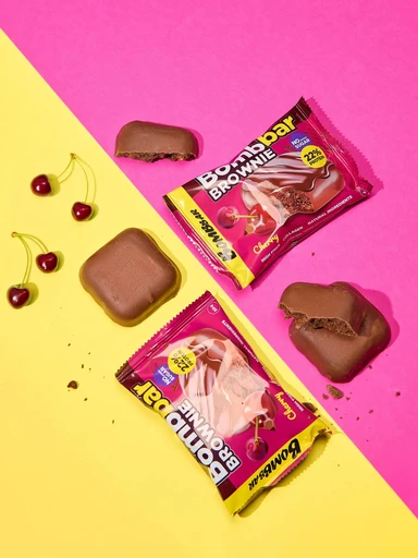 BOMBBAR Печенье глазированное Вишнёвый брауни 50 г 