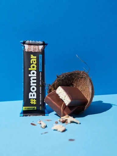 BOMBBAR Батончик глазированный Кокосовый торт 40 гр. 
