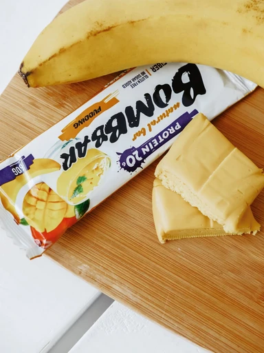 BOMBBAR Батончик неглазированный Манго и банан 60 гр. 