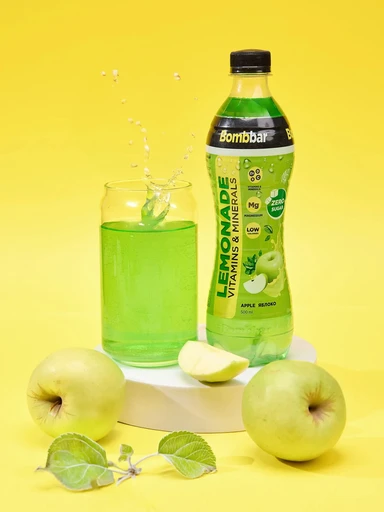 Bombbar Напиток Лимонад со вкусом яблока 500 мл 