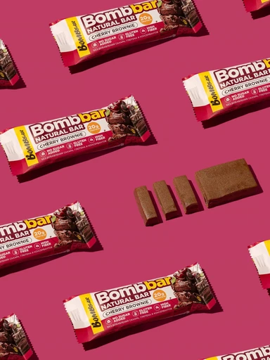 BOMBBAR Батончик неглазированный Вишневый брауни 60 г 